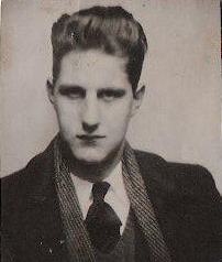 McCairns sur ses faux papiers Com�te en 1941